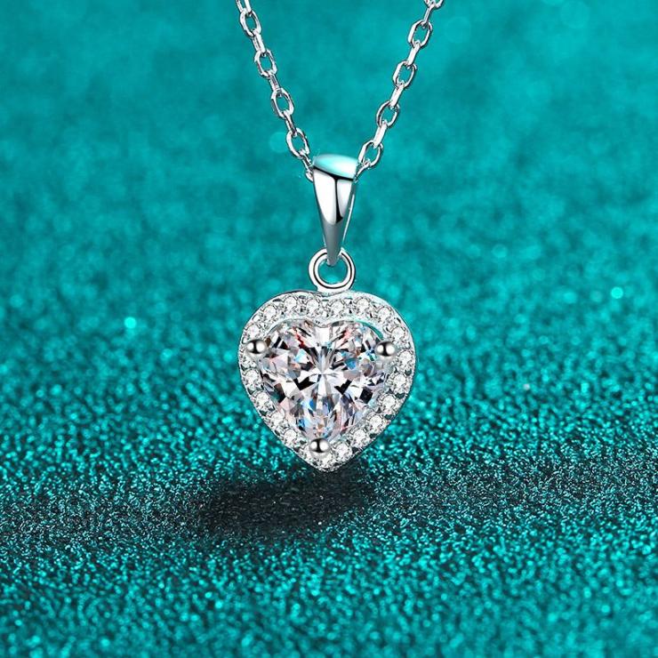 Luxurious Heart Shape Sterling Silver Moissanite Zircon Pendant Necklace In Bulk 6.5M Heart-Shaped Zircon | Moissanite Necklace High-end Jewelry 6.5M Heart-Shaped Zircon