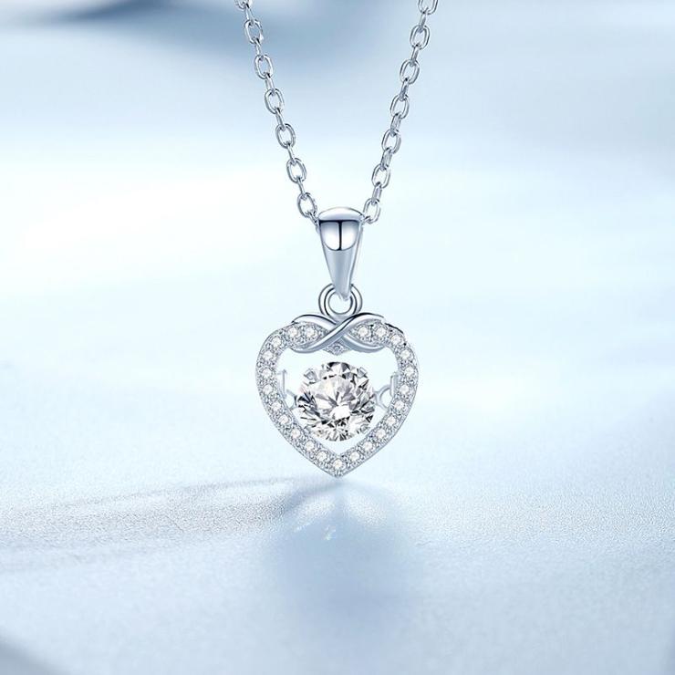 Simple Style Heart Shape Sterling Silver Inlay Moissanite Zircon Pendant Necklace Zircon White Diamond White Gold Color | Moissanite Necklace High-end Jewelry Moissanite Necklace