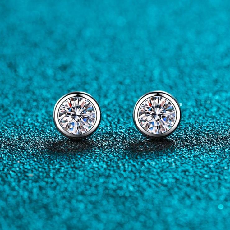 Simple Style Solid Color Sterling Silver Moissanite Zircon Ear Studs In Bulk 4mm Zircon | Moissanite Earrings High-end Jewelry 4mm Zircon