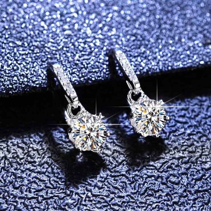 Simple Style Flower Sterling Silver Inlay Moissanite Zircon Earrings 50 Points (Zircon) | Moissanite Earrings High-end Jewelry 50 Points (Zircon)